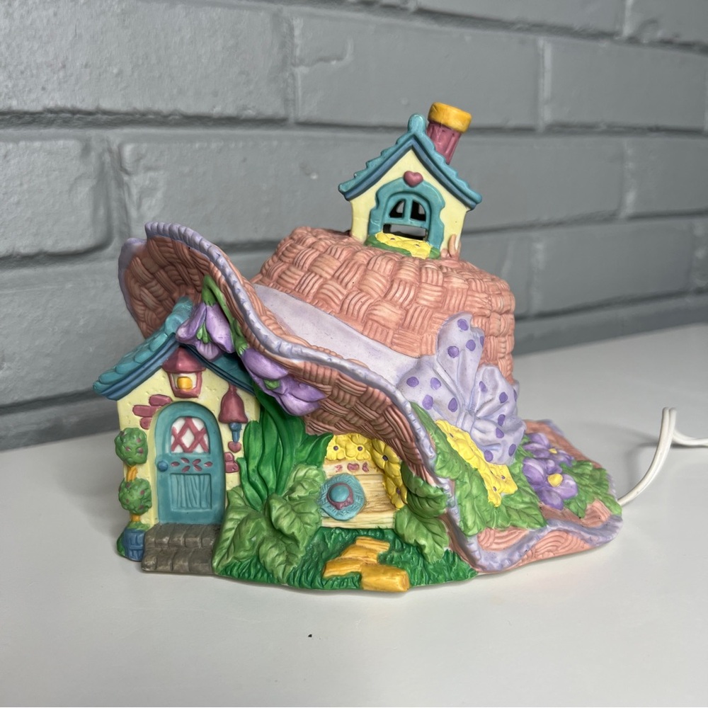 Vintage Porcelain Lighted Hat Shaped House - Works!